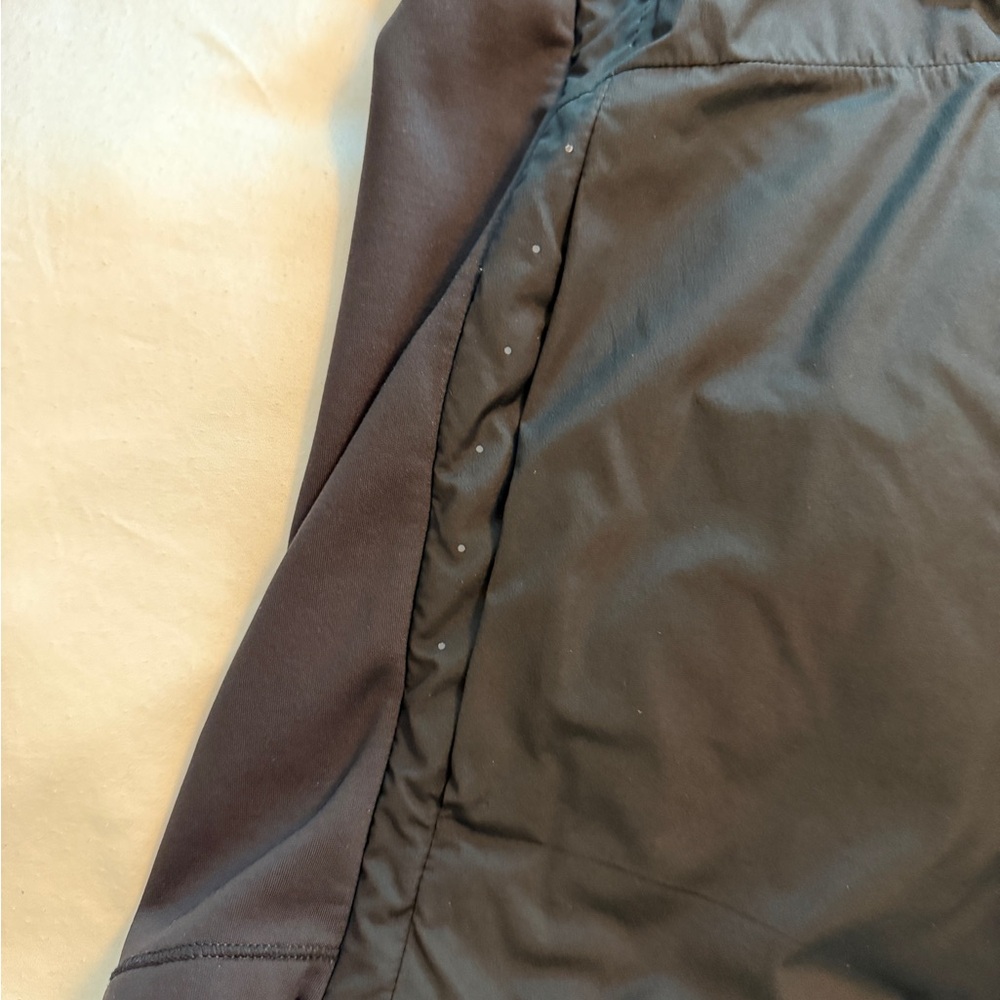 Women’s Black Full-Zip Run for the Cold Jacket Size 4 - Picture 7 of 10